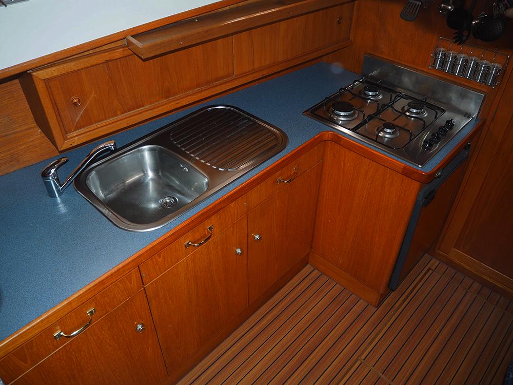 Cabin en avant, H&eacute;bergements